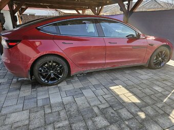 Kola BBS 18" pro Tesla model 3 - 11