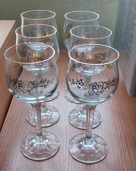 Starožitný porcelán, sklo - 11