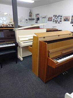 Piano, pianino, klavír Petrof - 11