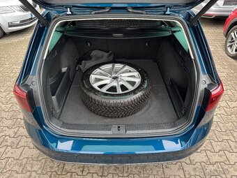 VW Passat B8 GTE 1.4TSI 150kW DSG R-Line Tažné Matrix 360° - 11