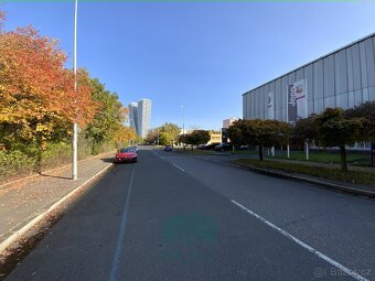 Pronájem, Garážové stání, 14 m² - Praha - Podolí - 11