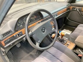 Mercedes-Benz S-Klasse SE 260 W126 - 11