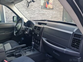 Jeep Cherokee 2.8CRDi 130kW 4x4 BEZ KOROZE - 11