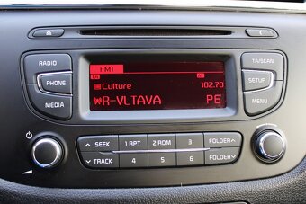 KIA Ceed 1.6 GDi 99kW serviska, 2x kola - 11