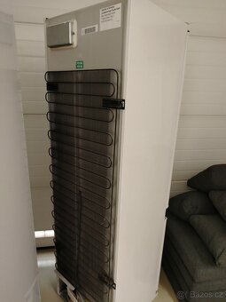 Vestavěná lednice Beko CBI 7771 F s mrazničkou - 11