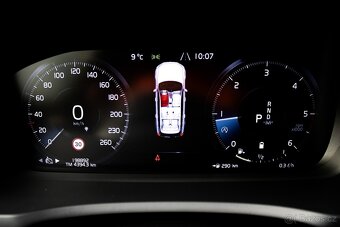 Volvo XC90 2.0 B5 Drive-E Inscription AWD A/T 7m - 11