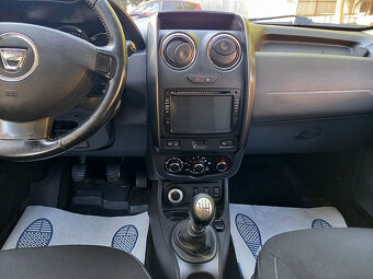 Dacia Duster, 1.6i klima+alu.kola+4x4+ČR - 11