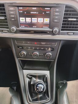 SEAT LEON X-PERIENCE DRIVE 2.0 TDI 150HP 4X4 ROK 2015 - 11