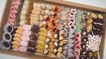 Domácí vánoční cukroví z másla 1 kg 900 - 11