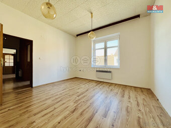 Prodej bytu 3+1, 116 m², Břeclav, ul. Hlavní - 11