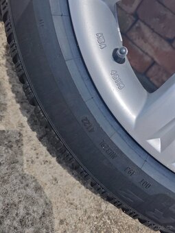 ALU Audi 5x112 17" se zimními pneu 225/50 R17 - 11