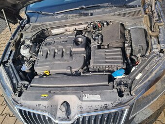 Škoda Superb 2.0 TDI XENON LED nová STK - 11