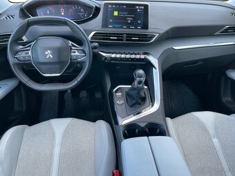 Peugeot 3008 II 1.2PT 96kW ALLURE ČR+1.maj. - 11