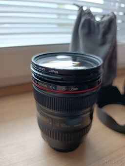 Canon Eos R - 11