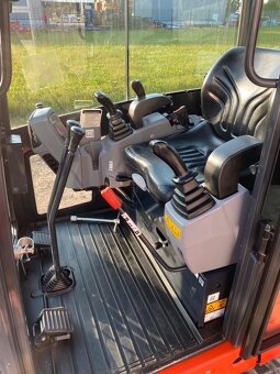 Minibagr Kubota KX016-4 - 11