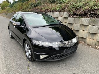Honda Civic 1.4 i    8g - 11
