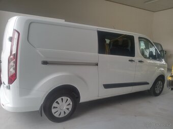 Ford transit Custom 2.2tdci 6 míst - 11