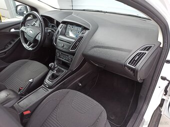 FORD FOCUS 1.5TDCi TITANIUM ČR - 11