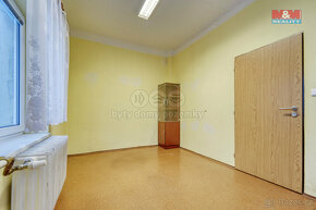 Pronájem bytu 5+1 a větší, 140 m², Plzeň, ul. Libušínská - 11