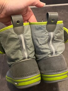 Zimní sněhule Crocs Crocband Gust boot J1 (EUR 32/33) - 11