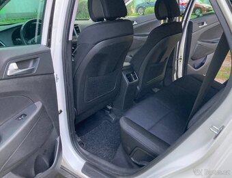 Hyundai Tucson 1.7 CRDi automat - 11