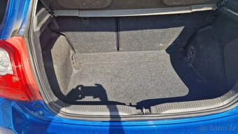 Toyota Auris - 11