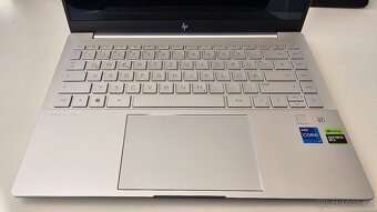 HP Pavilion Plus 14-eh1678ng, 14", i7-1355U, RTX 2050, OLED - 11