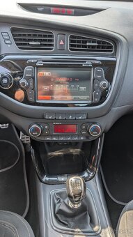 Kia Ceed, 1.6 CRDi 2013 94kW, 227.000km - 11