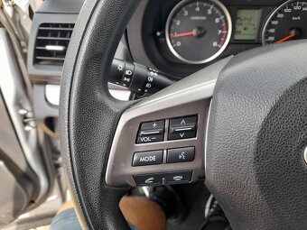 Subaru Forester 4×4 2,0i 110 KW AC STK - 11