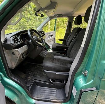 Volkswagen Caravelle 2.0 TDI 150 HP 9 míst Automat - 11