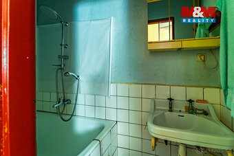 Prodej rodinného domu, 133 m², Hlavno - 11