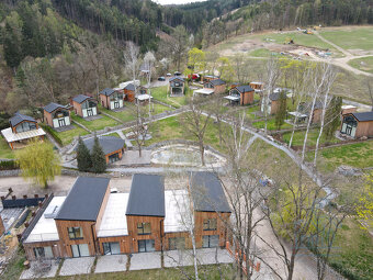 Prodej luxusního apartmánu s terasou a výhledem na vodu – Sl - 11