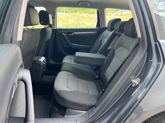 VW Passat B7 2.0TDI 103KW Manuál,Navi,TAŽNÉ,Alu R16,Nová STK - 11