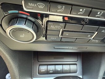 VW Golf VI 1.4Tsi 90kW DSG Highline DCC - 11
