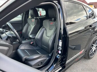 Ford Focus ST 2,0 184KW,Kůže,KeyFree,Recaro,Xenon,Winterpake - 11