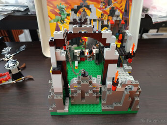 LEGO Castle 6087 Witch's Magic Manor +návod - 11
