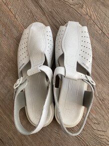 Pracovní / zdravotní obuv - 11