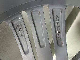 letní originál sada Škoda Kamiq Sirius 18" 5x100 - 11