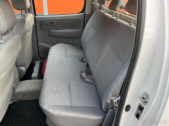 Toyota Hilux 2.5 TD naj: 69837 km - 11