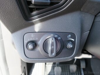Prodám Ford Grand C-Max 1.0 i 92 kW 7-míst - 11
