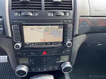 VW Touareg 3.0 V6 TDi Exclusive - 11