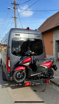 Obytný vůz Mercedes-Benz Sprinter 319 CDI (2023) - 11