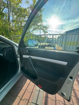 Škoda octavia 1.6 tdi - 11