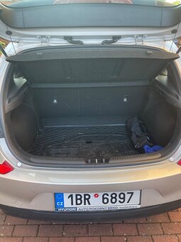 Hyundai i30 1.0 t-gdi 2017 - 11