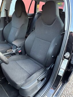 ŠKODA OCTAVIA 3 2.0tdi manuál combi sport model 2015 - 11