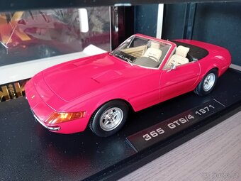 BMW, Ferrari a Mercedes-Benz 1:18 KK - Scale - 11