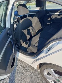 Prodám Škoda Octavia 2 facelift, 1.9 TDI 77kw, STK 6/26 - 11
