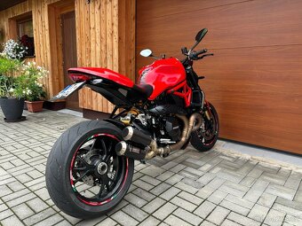 Ducati Monster - 11