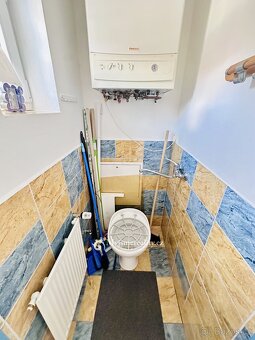 Prodej komerčních prostor - provozovna, 35 m2 + navíc pozeme - 11
