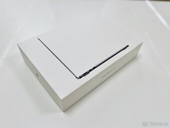 Macbook Air M2 13,6“ / 512GB / 8GB / stříbrná - 11
